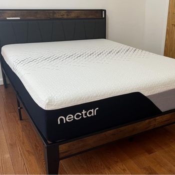 Cross-Border Export Memory Foam Mattress 30cm Thick Mattress with Own Overseas Indonesian Factory Vacuum Compression Shipping Notes