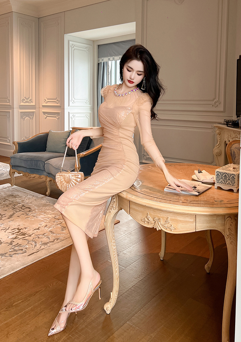 Đầm dạ hội vàng sang trọng dài tay đính đá phối lưới sequin tôn dáng — Màu vàng sương mù