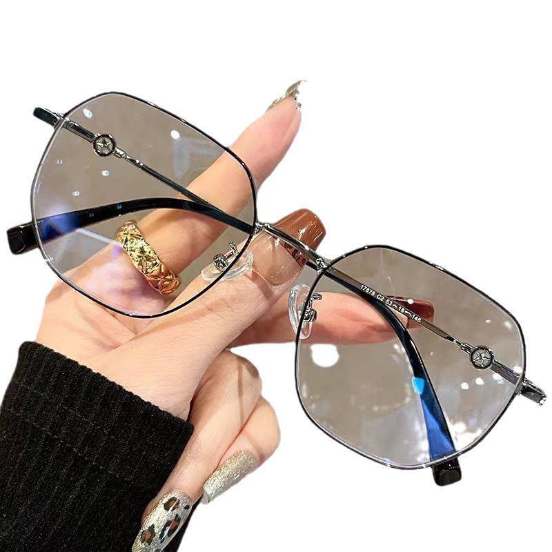 New Anti-Blue Light Glasses, Ultra-Light Gold Wire Glasses, Women's High-End Glasses Frames, Versatile Optical Frames, Can Be Matched with Degrees