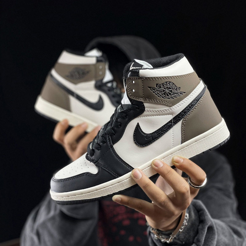 Putian shoes aj high top sports shoes lightning hook couple factory direct sales air force one aj1 men and women shoes