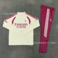 2627 real madrid beige [with rose red pants]