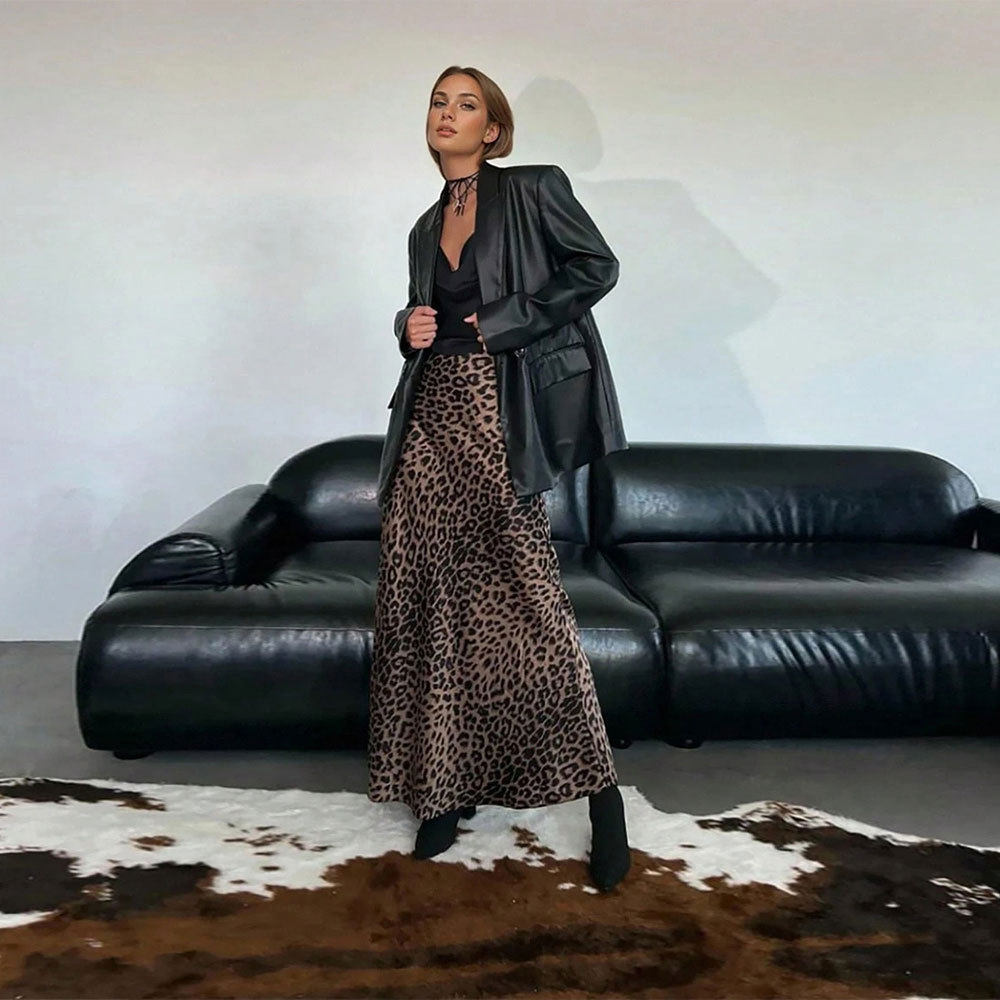 Vintage Leopard Print A Line Midi Skirt — Flattering Fit — Stylish Draping — Versatile Casual Wear — Wholesale Available