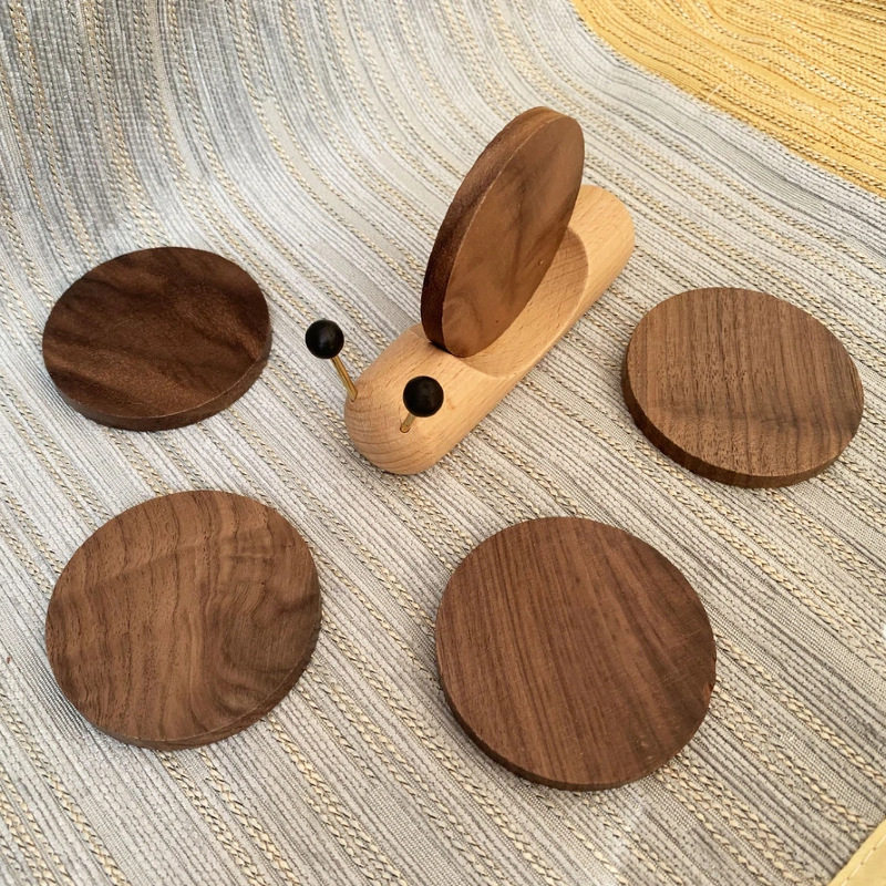 Creative Snail Coaster Insulation Pad, Solid Wood Pot Holder Coaster, Super Cute Desktop Decoration Ornaments, Heart-Warming Gifts