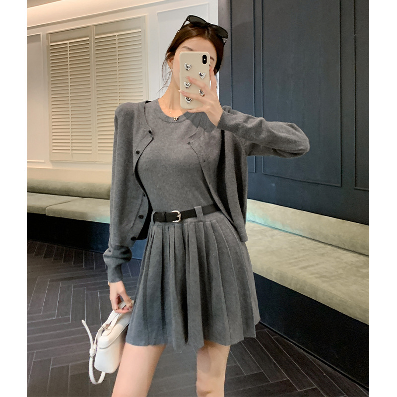 (Mới) Mã B3211 Giá 900K: Áo Sơ Mi Nữ Guryt Áo Len Dáng Dộng Cả Bộ 2 Món Hàng Mùa Xuân Thu Đông Thời Trang Nữ Chất Liệu G03 Sản Phẩm Mới, (Miễn Phí Vận Chuyển Toàn Quốc).