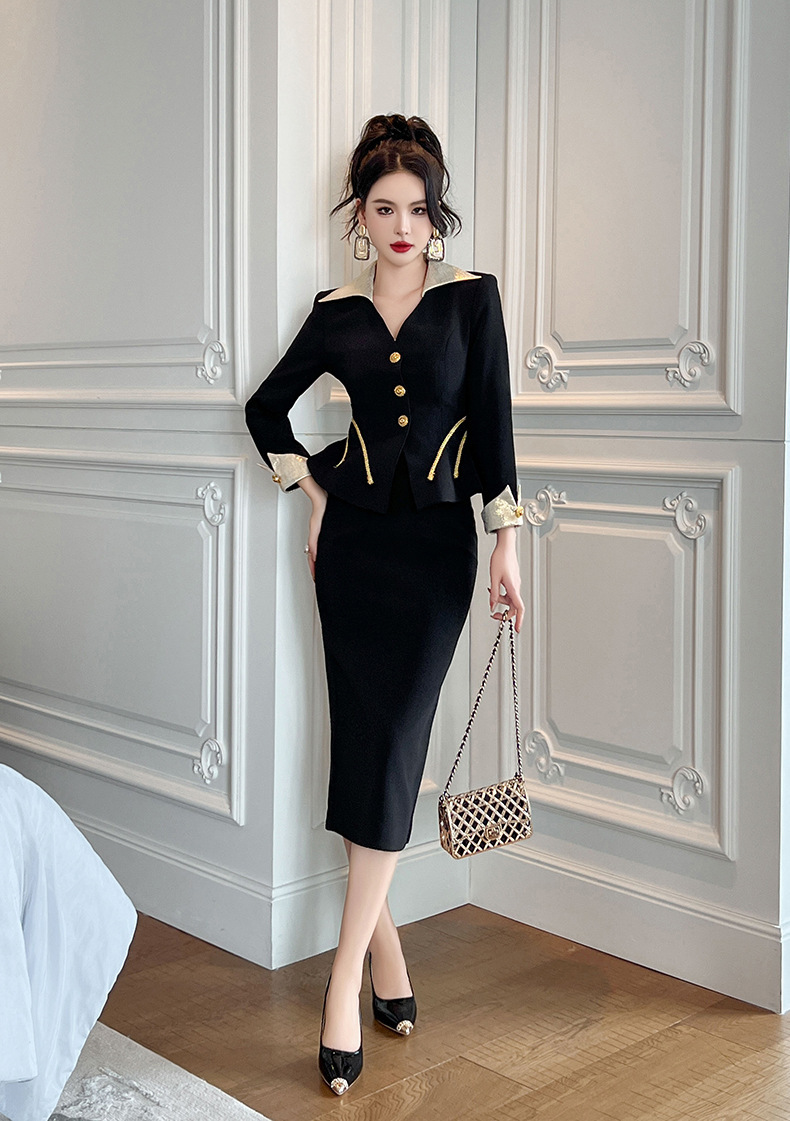 Bộ đầm nữ hai món áo khoác cổ chữ V thắt eo và chân váy ôm cạp cao — Màu đen