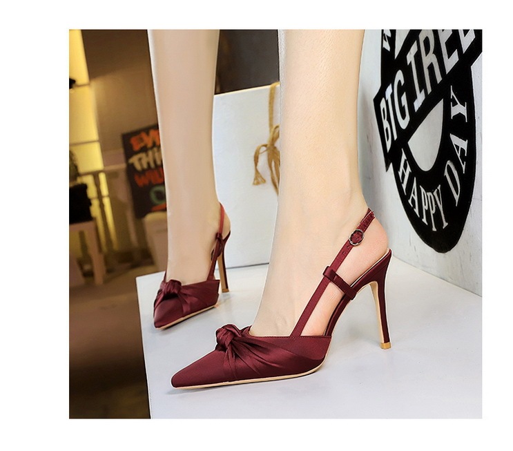 Giày cao gót nữ mũi nhọn gót nhọn 9cm mặt lụa satin thắt nơ phong cách dự tiệc — Màu đen, Màu đỏ rượu, Màu sâm panh, Màu xanh da trời