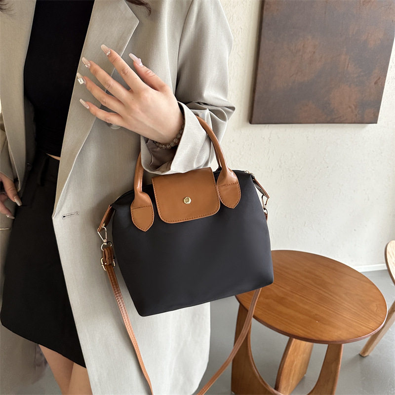 Bag Women's 2025 New Arrival Trendy Korean Style All-Match Large Capacity Commuter Bucket Bag Portable Dumpling Bag Shoulder Crossbody Bag