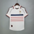 98 France away ✦