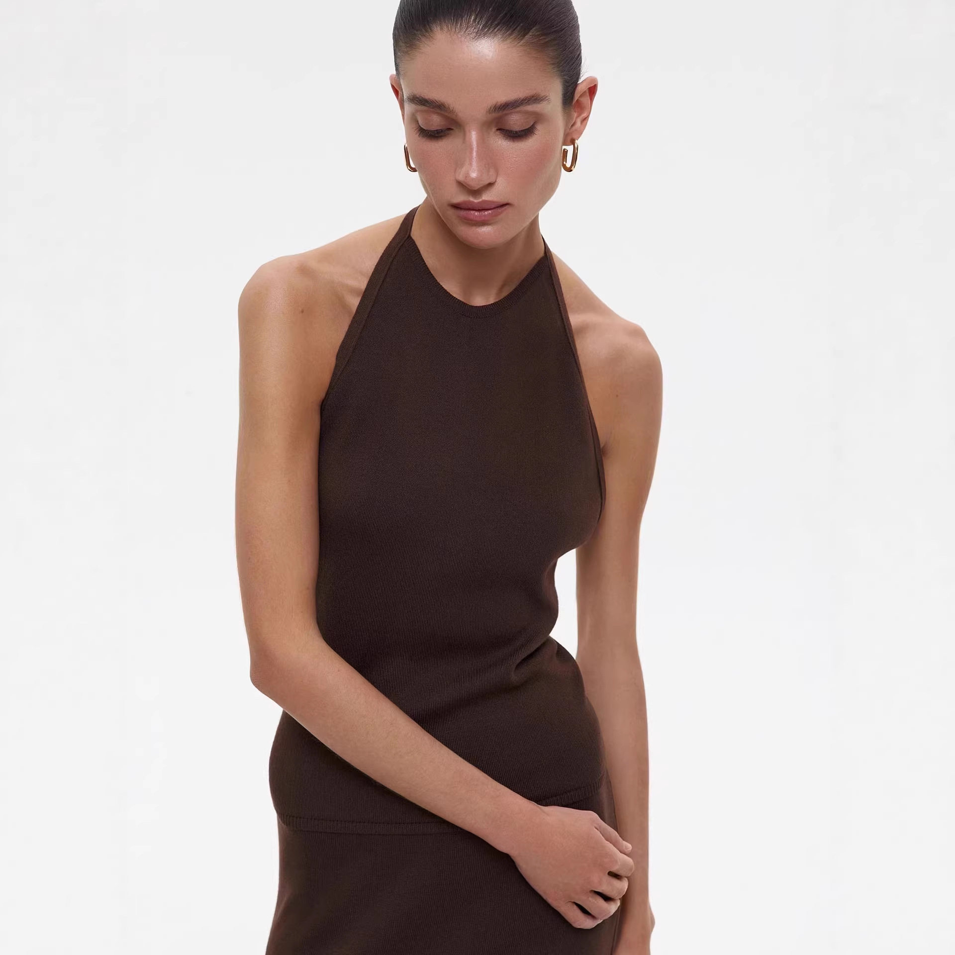 Backless Halter Top and Long Skirt Set Elegant Versatile Sexy Perfect for Parties and Beach Wear Wholesale Available