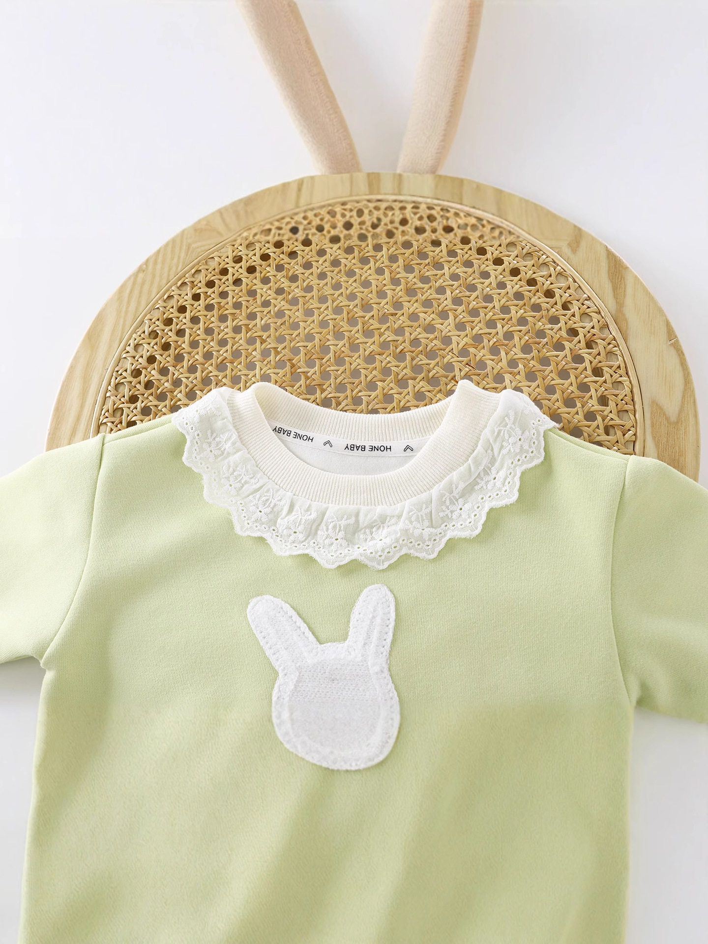 Ensemble de deux pièces fille nouveauté printemps-automne, sweat à capuche col lapin dessin animé volant dentelle et pantalon dentelle