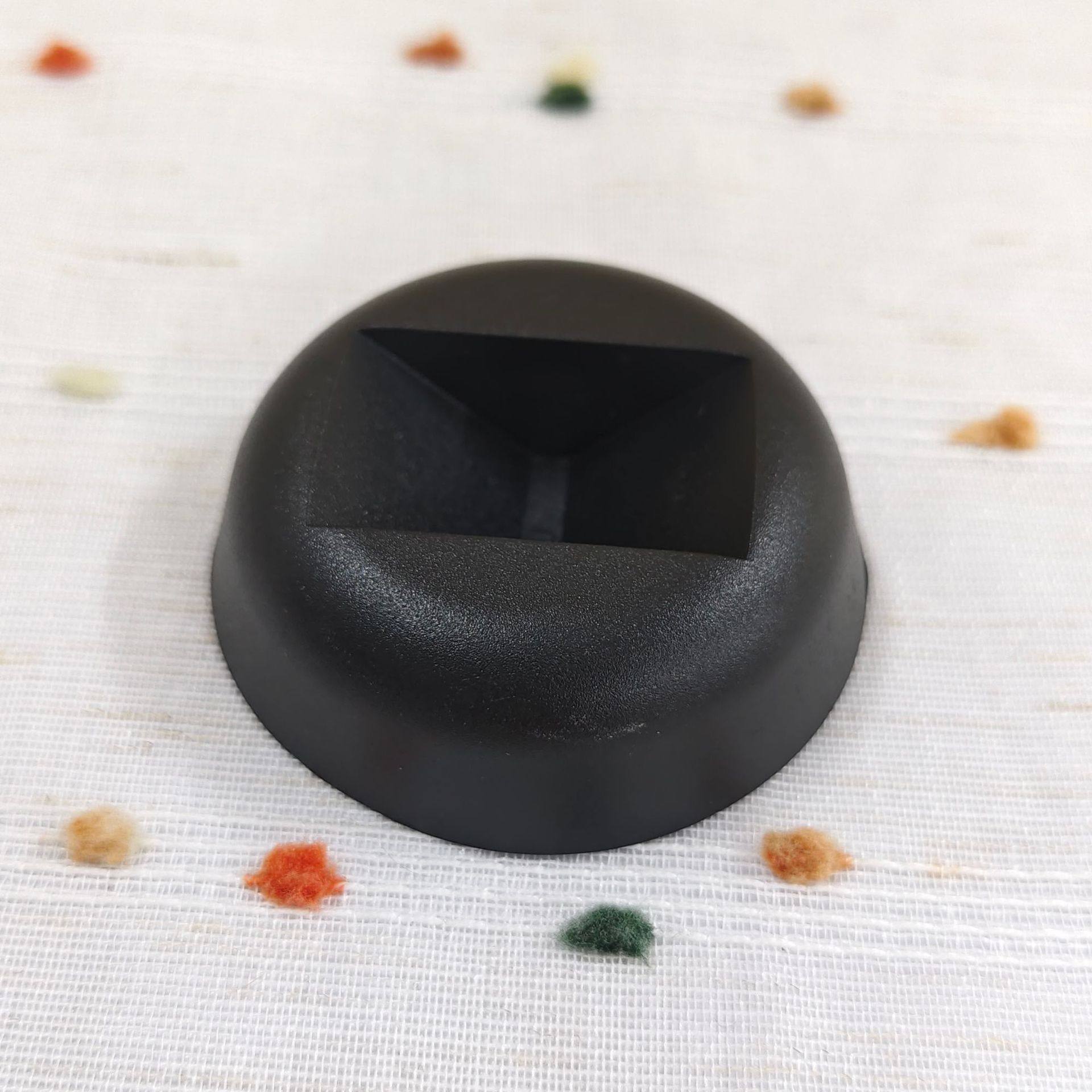 Transparent high-definition visual pe film box suspension box small item jewelry storage base support is stable and anti-shaking