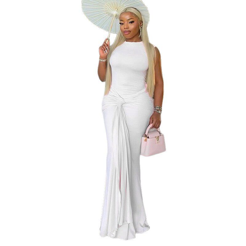 Elegant Ruched Bodycon Dress with Round Neck and Tie Detail Solid Color Slim Fit Long Sleeve Perfect for Parties and