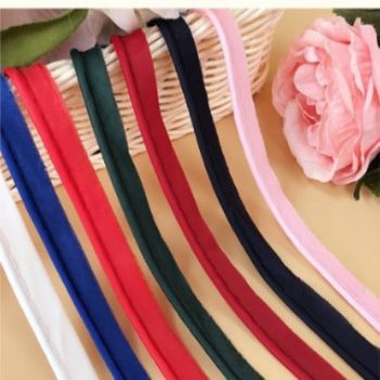 Satin Fabric Accessories for Home Textiles, Chevron Trim for Cheongsam and School Uniforms, Piping for Pillows and Duvet Covers, and Edging for Clothing