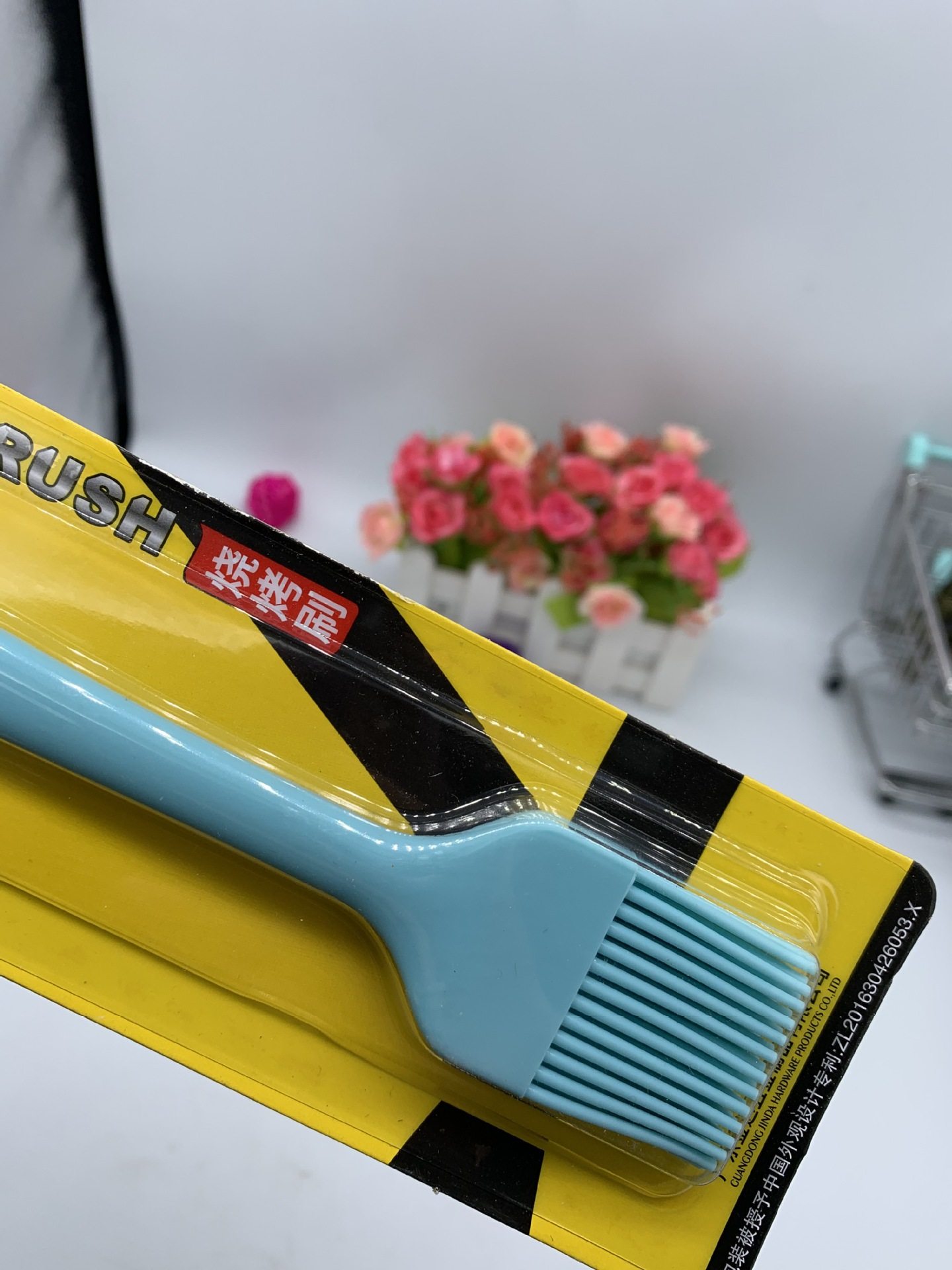 Bezhuo 92803 Silicone Oil Brush Kitchen Edible Pancake Brush Oil Brush Temperature Resistant Baking Tools Barbecue Brush