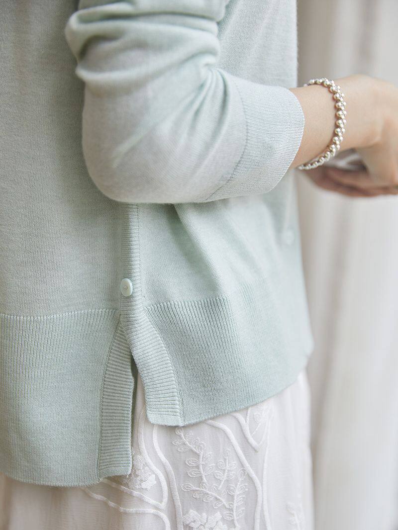 精细美丽诺羊毛针织衫开衫女2023新款时尚长袖毛衣外搭小众空调房