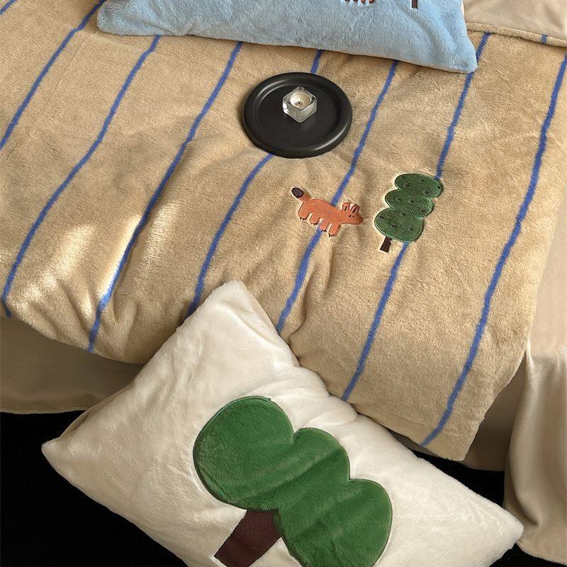 Winter Rabbit velvet four-piece set ins style niche double-sided velvet quilt cover milk velvet bed sheet thickened warm four-piece set