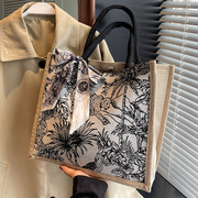 High-End Large-Capacity Canvas Bag 2024 New Fashion Commuter Shopping Bag Ins Satchel Shoulder Tote Bag
