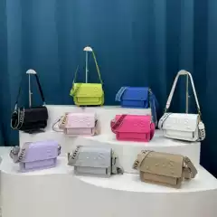 Cross-border small bag for women 2023 New Fashion Women's bag shoulder crossbody chain bag letter small square bag bags