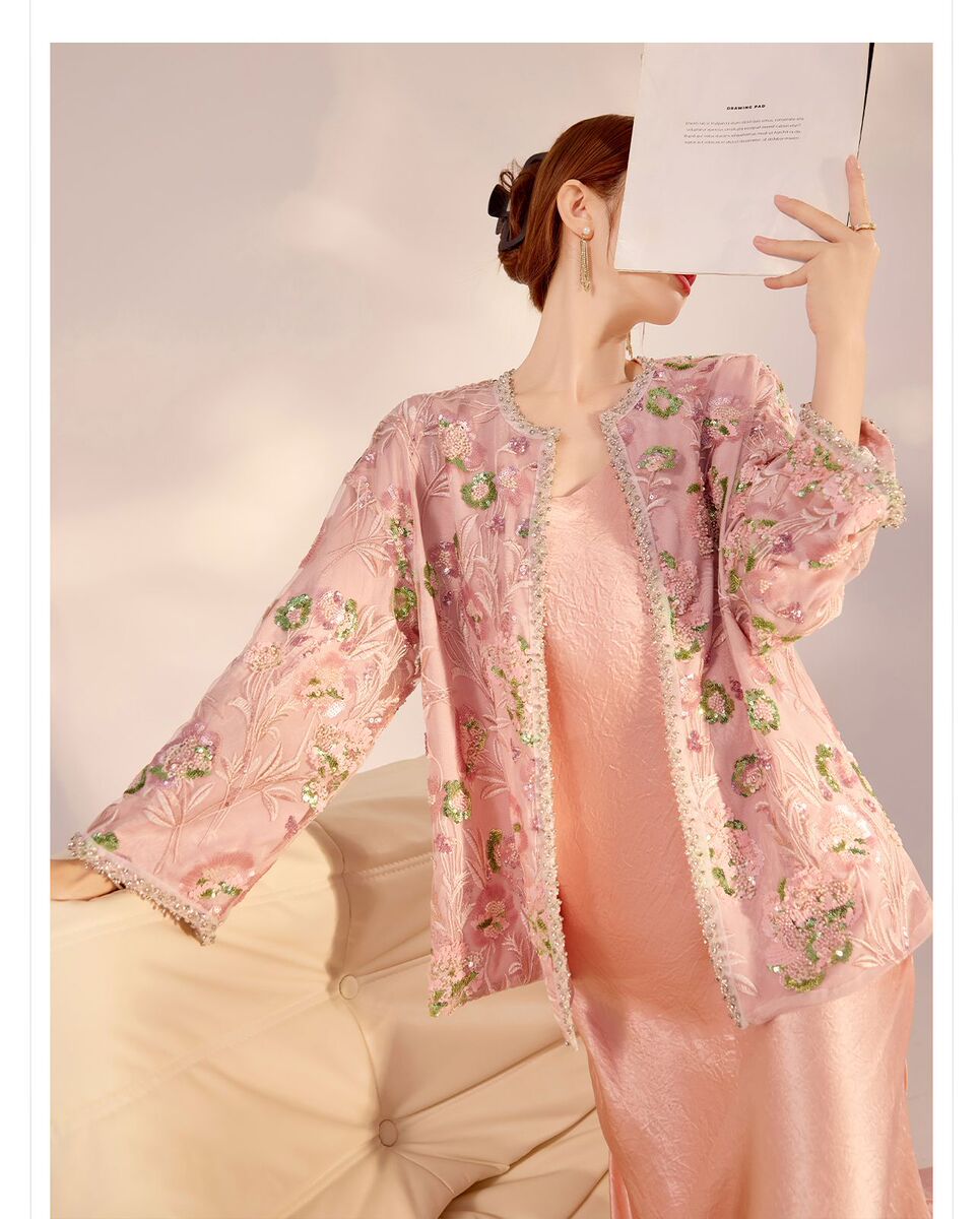 Áo khoác nữ dài tay thêu nổi bật đính cườm sequin — Màu hồng