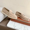 Apricot hemming