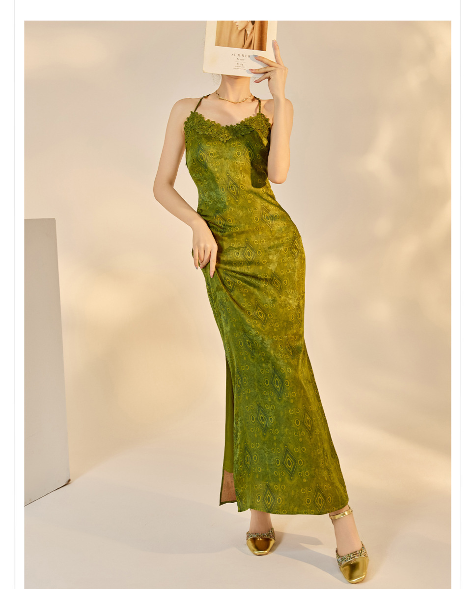 Đầm dài ren ôm body nữ cổ chữ V quyến rũ — Màu đen cao cấp, Màu trà Matcha, mơ