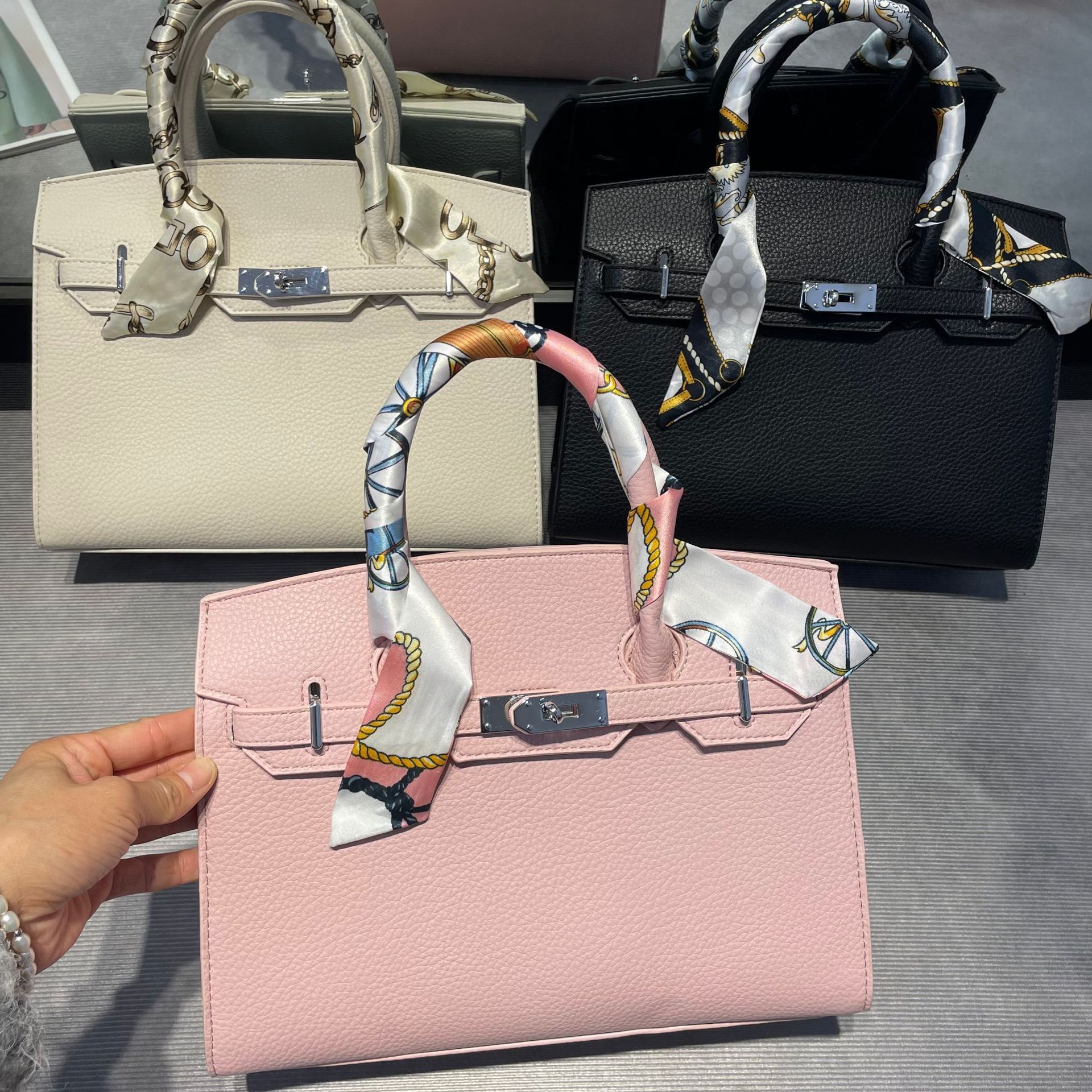 O1CN01KJ1QN41KRmtNSrNW2 !!2214478481161 0 cib