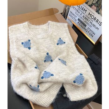 American-Style Embroidered Vest with Knitted Sweater for Women, Autumn and Winter High-End Sleeveless Layered Sweater Vest Top