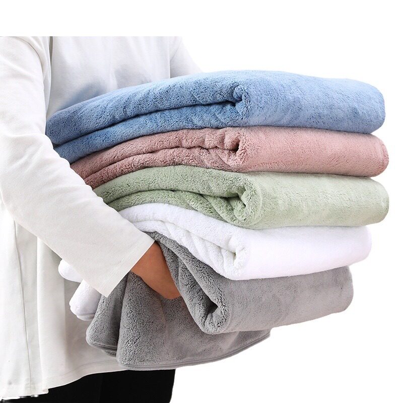 Wholesale Spring New Couple Coral Fleece Large Bath Towel Solid Color Men's and Women's Household Absorbent Office Shawl Nap Blanket