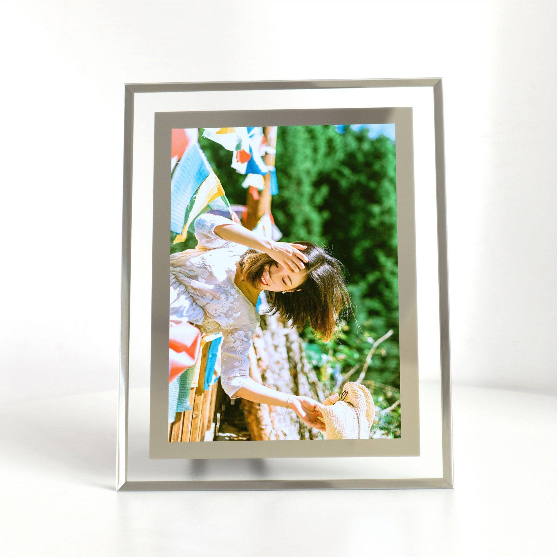 Simple glass photo frame transparent table 56 inch 7 inch 8 inch 10 inch A4 scenic crystal table photo frame manufacturers wholesale
