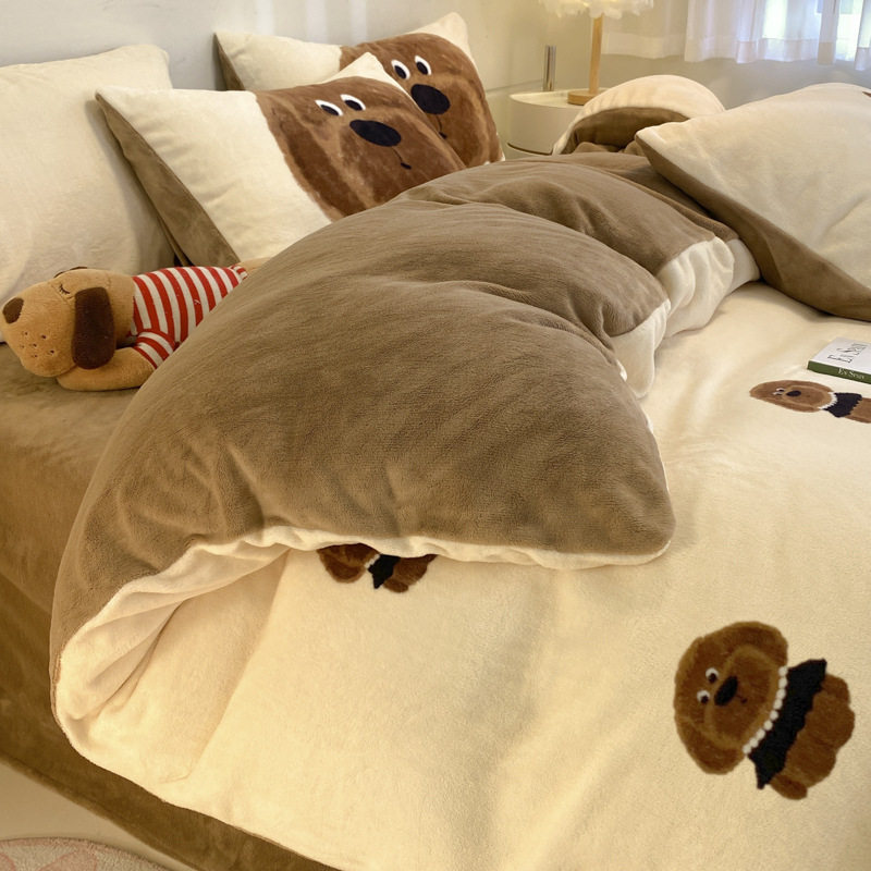 Winter Milk Velvet Four-Piece Set Thickened Encrypted Dormitory Three-Piece Set Maternal and Infant Grade Milk Velvet Bed Sheetss and Quilt Cover Velvet Set