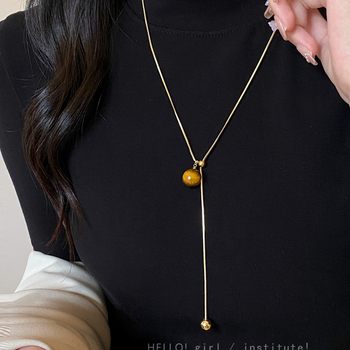 Korean Maillard Tiger Cat's Eye Clavicle Chain 2024 Autumn and Winter Long Sweater Chain Style Retro Personalized Necklace