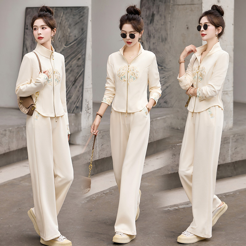 (Mới) Mã B6721 Giá 1650K: Đồ Bộ Nữ Hatdng Cả Bộ 2 Món Hàng Mùa Xuân Thu Đông Thêu Họa Tiết Hoa Thời Trang Nữ Chất Liệu G05 Sản Phẩm Mới, (Miễn Phí Vận Chuyển Toàn Quốc).
