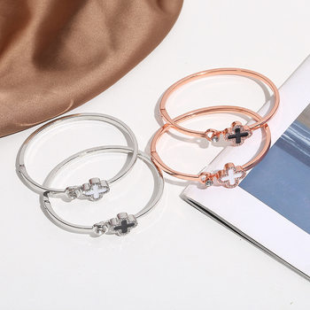 Rose Golden Open Clover Bracelet Lucky silver Women's Best Friend Bracelet Watch Accessories Diamonds