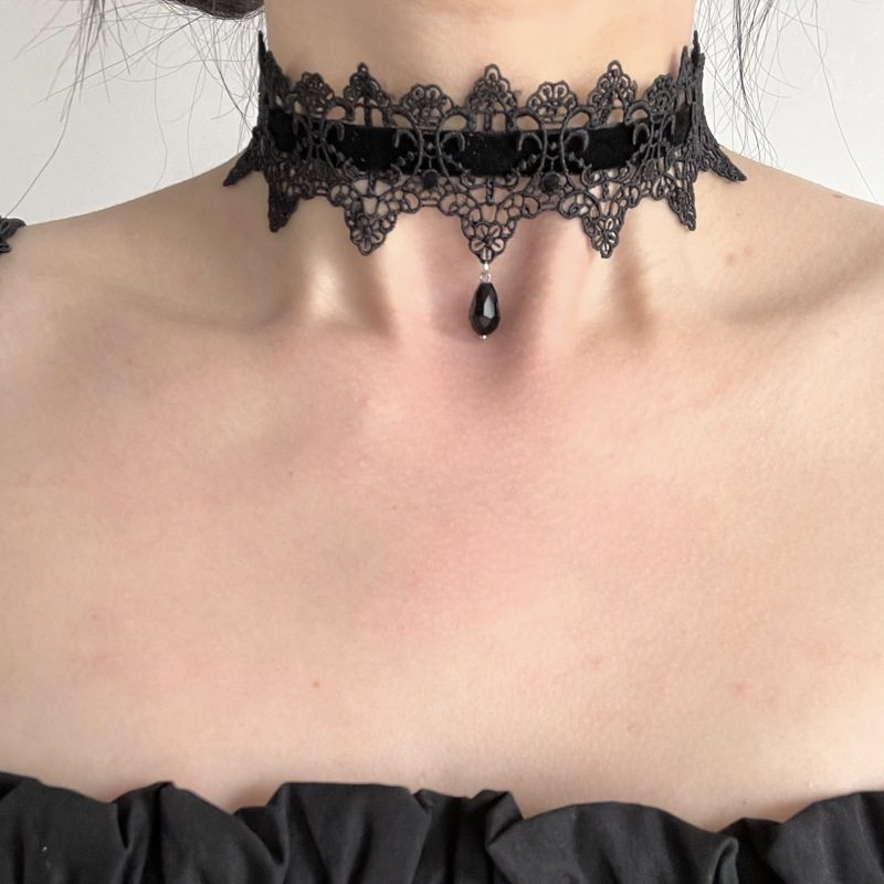 Black collar female neck strap ascetic lace malicious Halloween accessories makeup neck jewelry clavicle chain