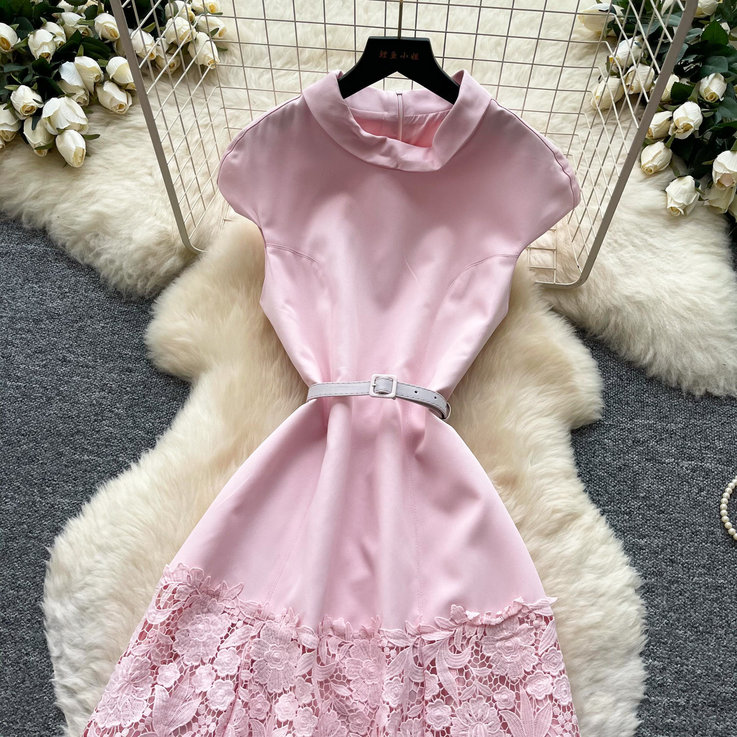 Elegant Lace Trimmed A Line Dress High Waist Slim Fit Summer Fashion Perfect for Parties and Special Occasions