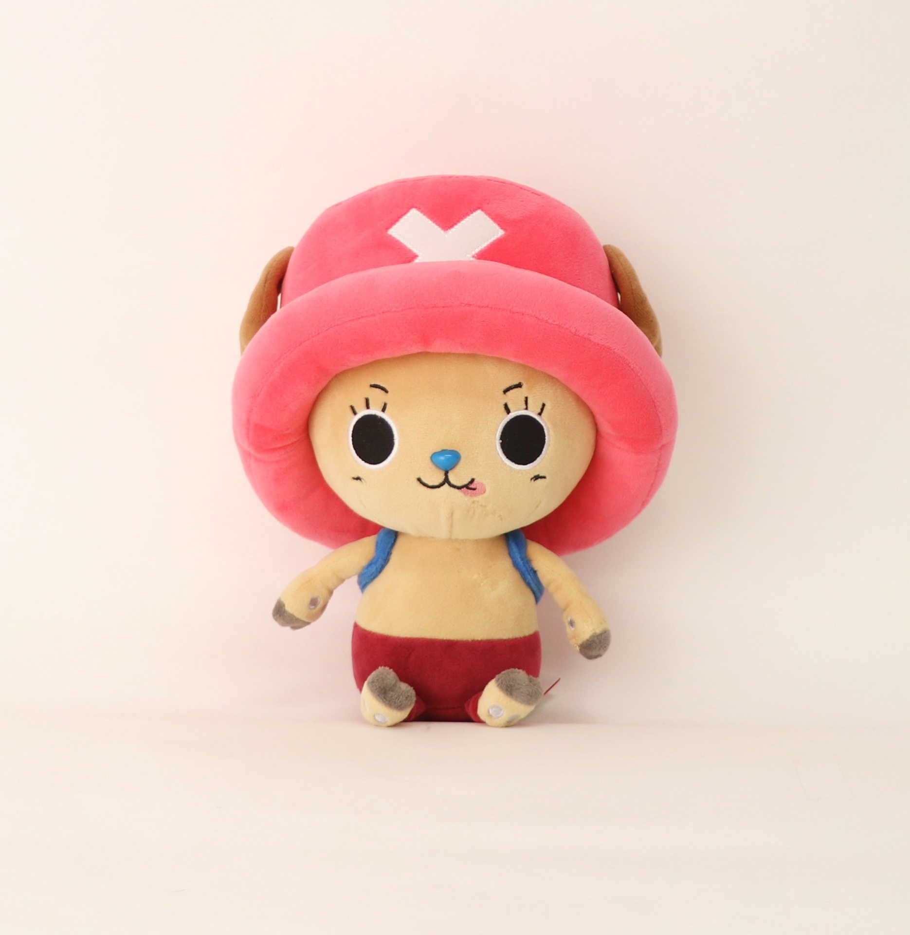 厂家直销海贼王娃娃毛绒公仔路飞乔巴航海王毛绒玩具玩偶批发