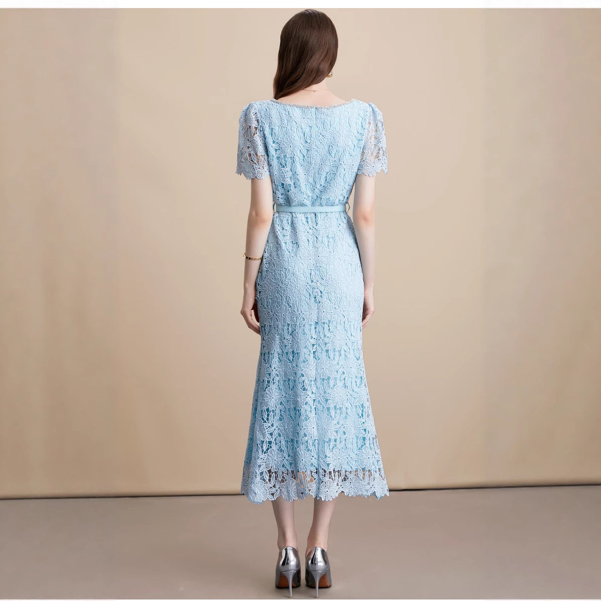 French Chic Lace Dress Short Sleeve Square Neck Rhinestone Embellished Slim Fit Summer Evening Wear Wholesale