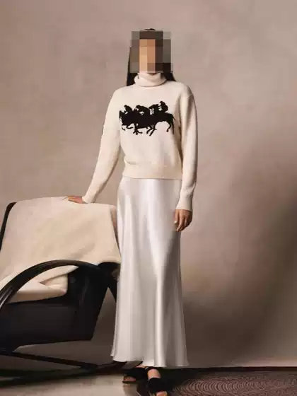 European and American Winter Heavyweight Women's Light Luxury Slimming Fashion Warm Three-Dimensional Horse Racing Jacquard Pattern Turtleneck Sweater