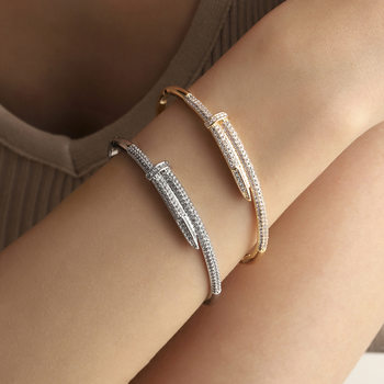 Cross-Border High-Quality Micro-Paved Zircon 18K Gold Electroplated Nail Bracelet for Women European and American Accessible Luxury Niche High-End Design