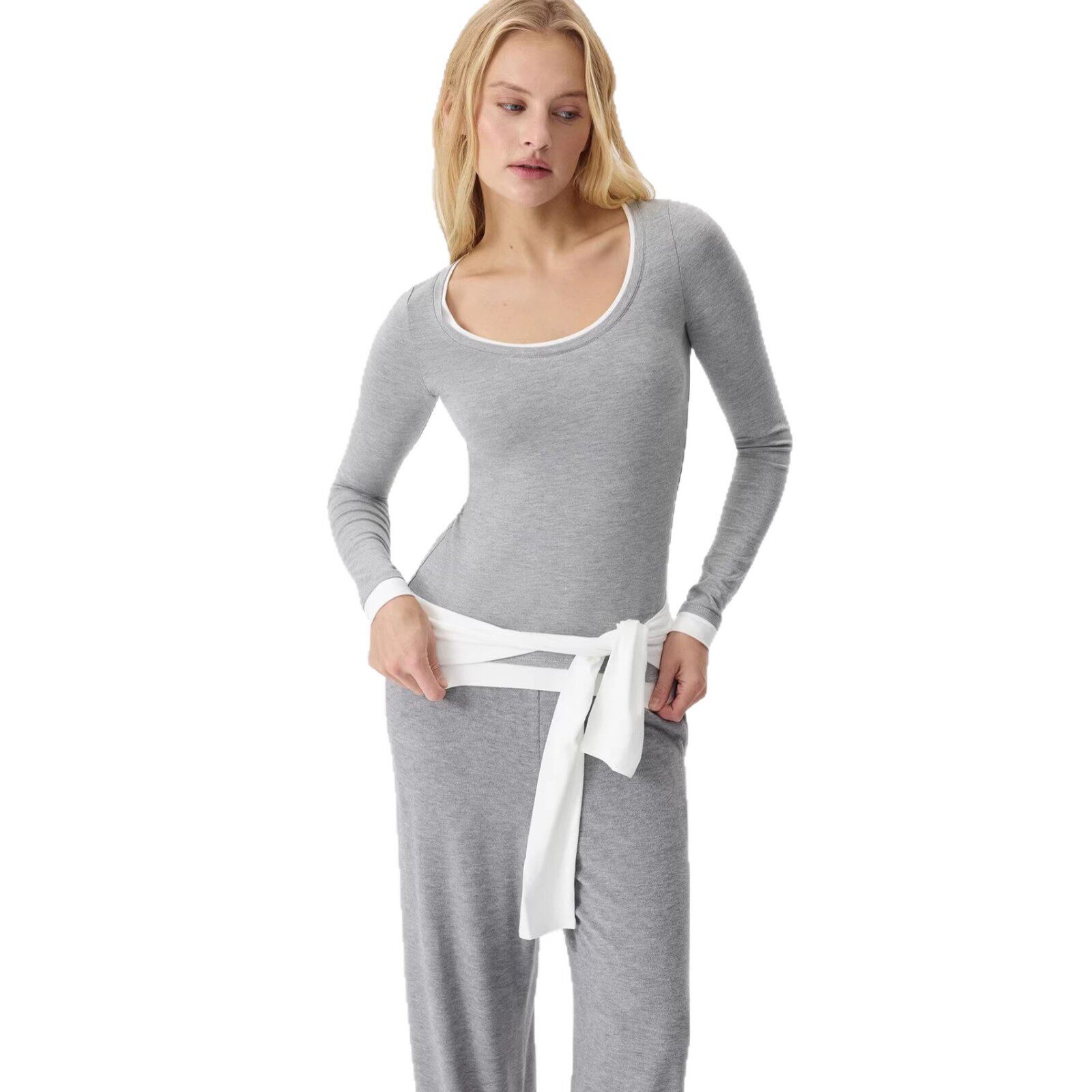 Womens Long Sleeve Color Block T Shirt Slim Fit U Neck Modal Knit Fabric Casual Wear for Spring and Autumn