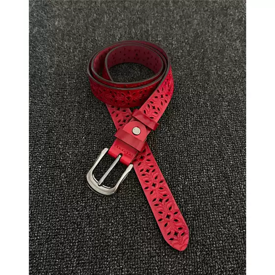 Ainworth North Gardenia Fragment Red Vintage Belt with Carved Hollow Design
