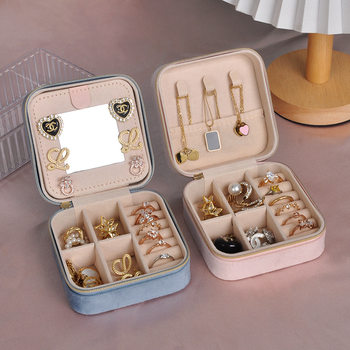 Cross-Border Portable Multi-Color Velvet Retro Jewelry Box Light Luxury Mini Earrings Earrings Hand Jewelry Storage Box