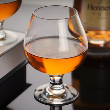 Drop-Resistant Brandy Wine Glass Acrylic PC Short Foot Goblet Transparent Imitation Glass Banquet Whisky Wine Glass