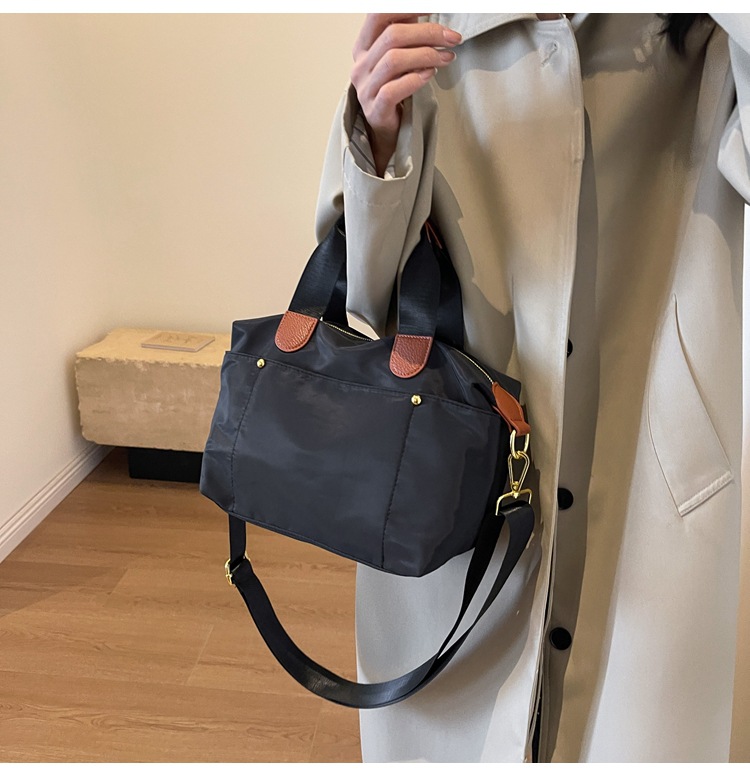 O1CN01Kp93Io1rTVWTpyW9e !!2216500785632 0 cib