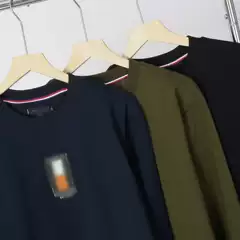 25 New Velvet Men's Sweatshirts for Youth Korean Style Casual Pure Color Round Neck Sports Men's Fashion Versatile for Men and Women