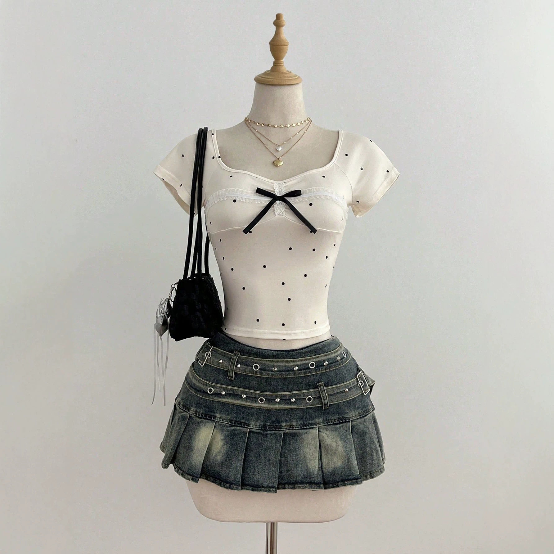 Summer Womens Short Sleeve T Shirt Polka Dot Design Bow Detail Casual Style Ready to Ship Low MOQ