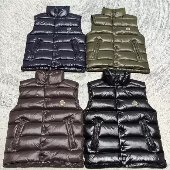 Correct Version of m's 25Fw New Tibb Men's Lightweight down Vest, Simple and Versatile, Lightweight and Warm, Ins