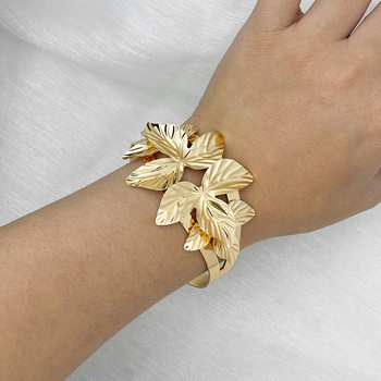 Cross-border European and American Retro Bracelet New Gold Exaggerated Design Sense Metal Leaf Bracelet Light Luxury Elegant Women