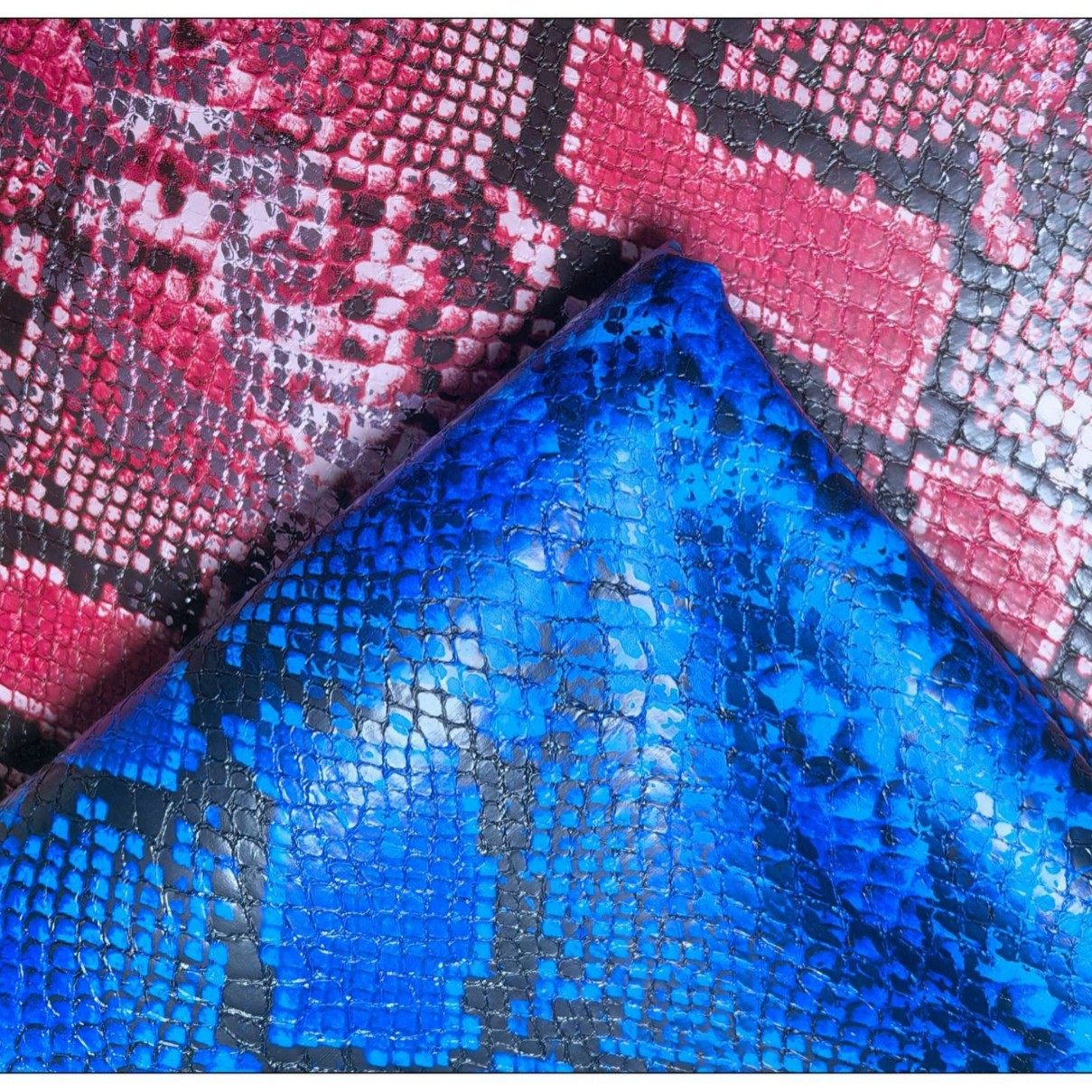 Factory Spot Wholesale Spot Snake Pattern Pu Leather Imitation Cotton Velvet Bottom Hot Stamping Artificial Leather Fabric Bags and Leather Goods