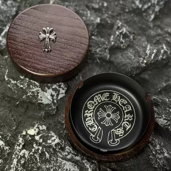 Retro Cross Ashtray with Cover Stainless Steel Personalized Living Room Bedroom Bar Trendy Style Anti-Fly Ashtray